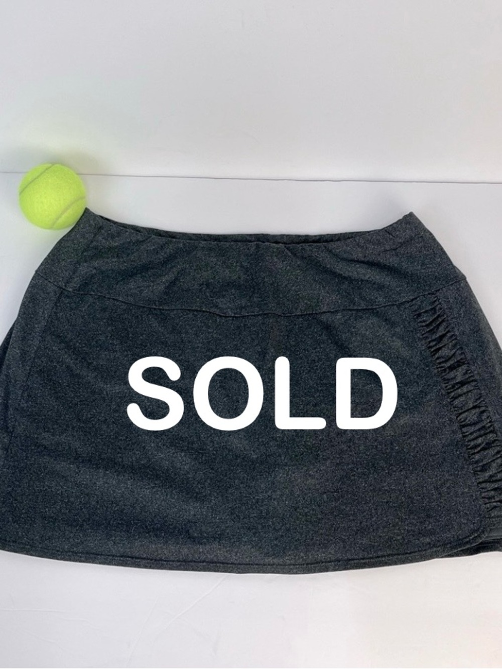 Tail Side Ruched Tennis Skirt / Skort Heathered Grey and Black Size Medium EUC